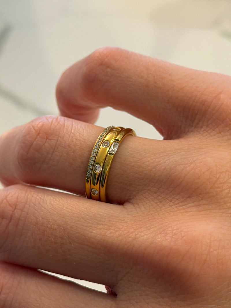 Shimmer Pavé Band Ring