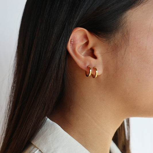 Classic Huggies image 1