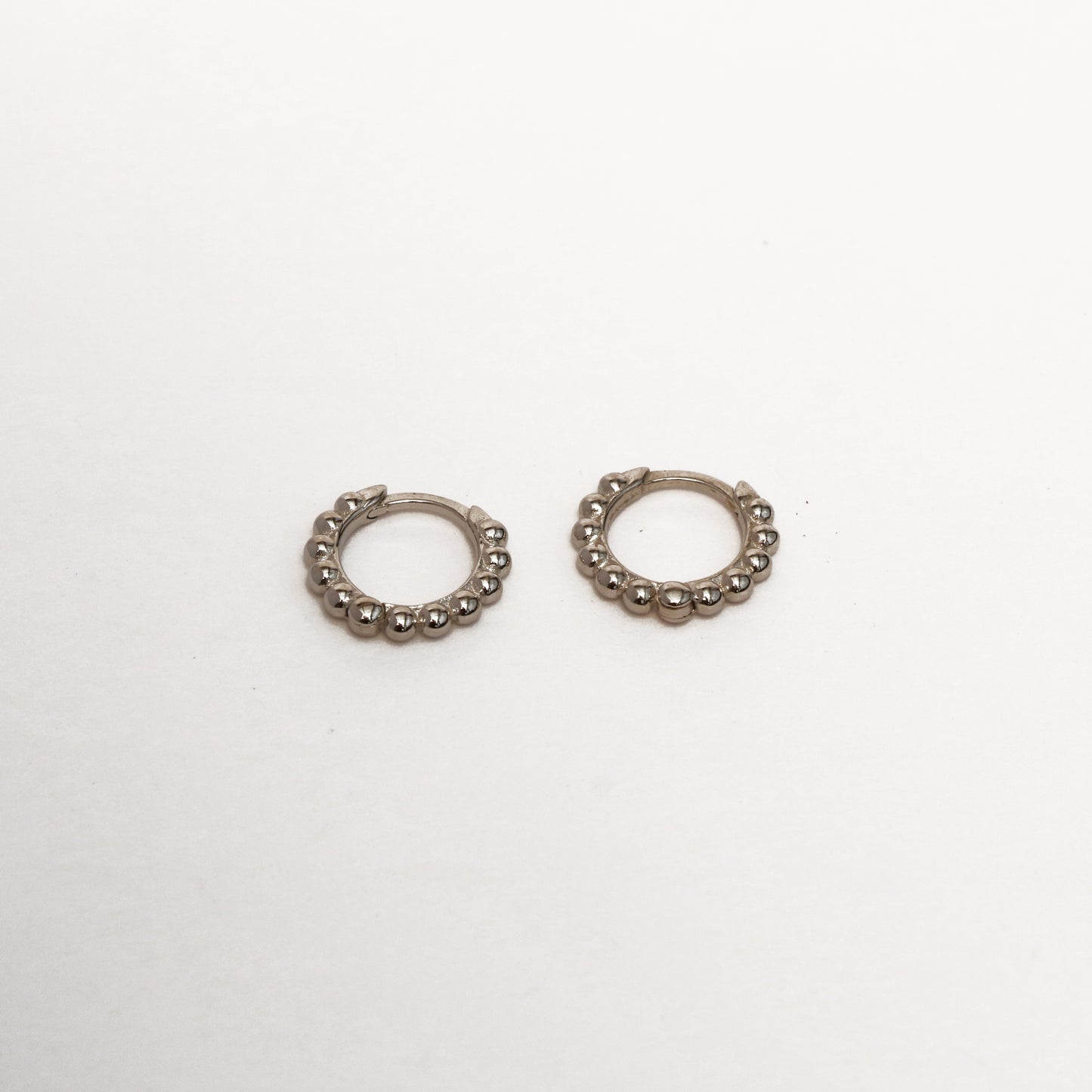 Bead Huggies image 1