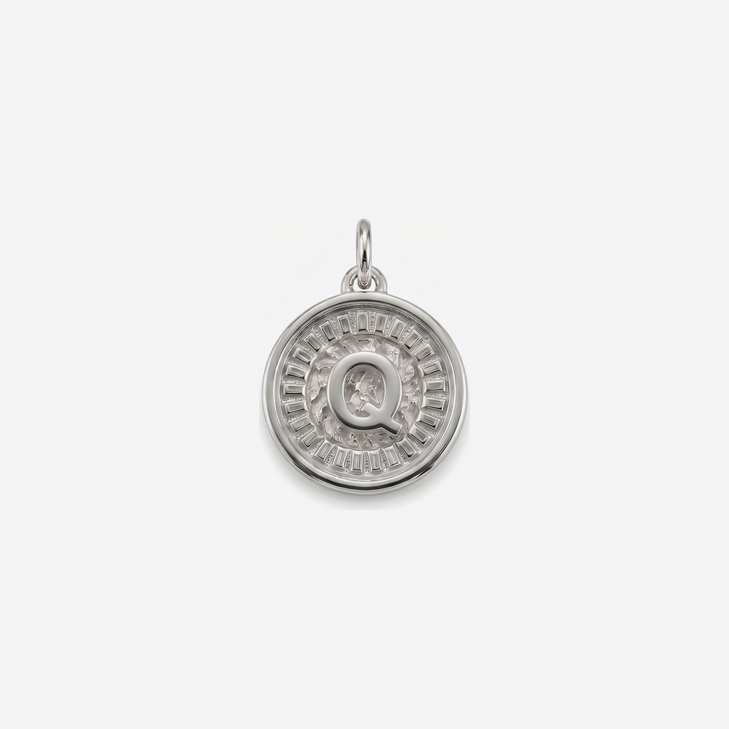 Coin Initial Q Silver