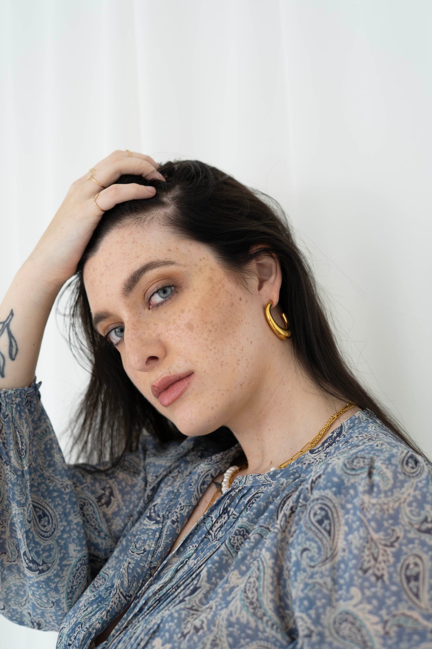 Hook Hoop Studs image 2