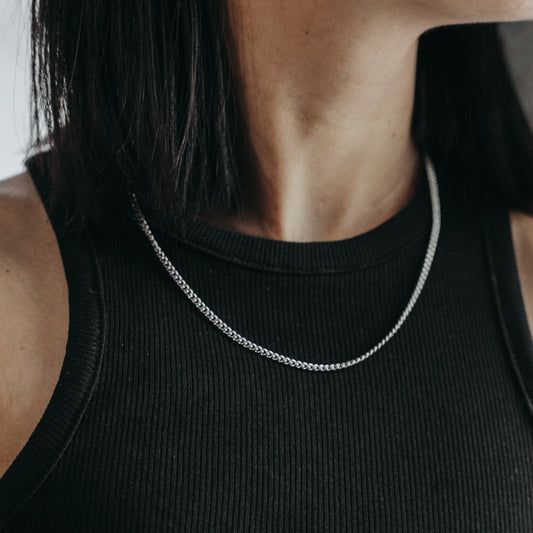 Queen Slim Curb Chain Necklace image 1