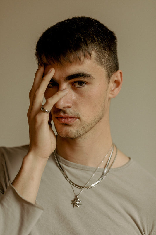 Focus Herringbone Chain Necklace image 0