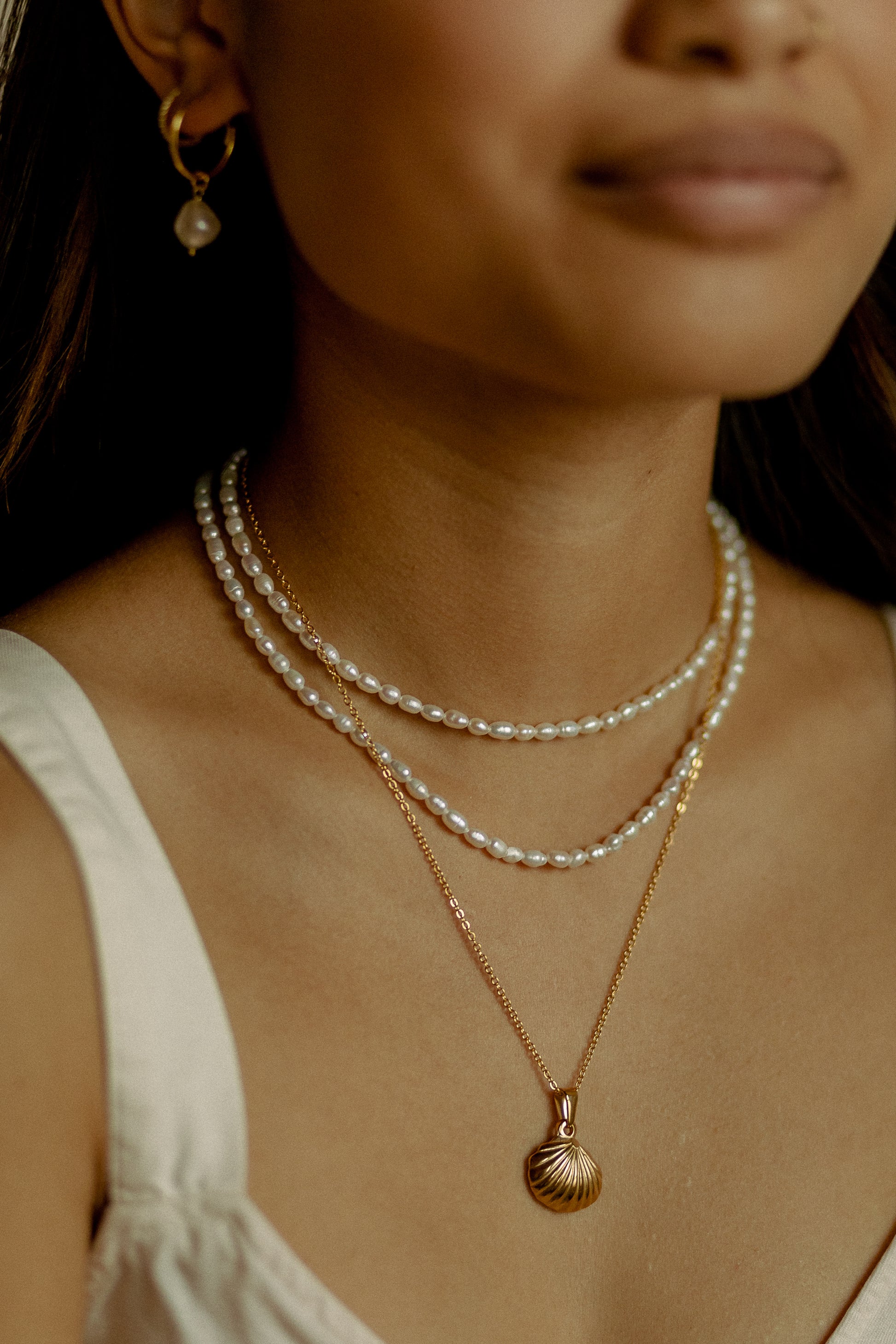 Cali Pearls Choker Necklace image 2