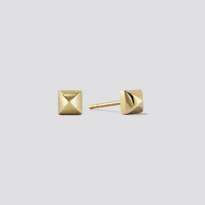 Pyramid Studs image 2