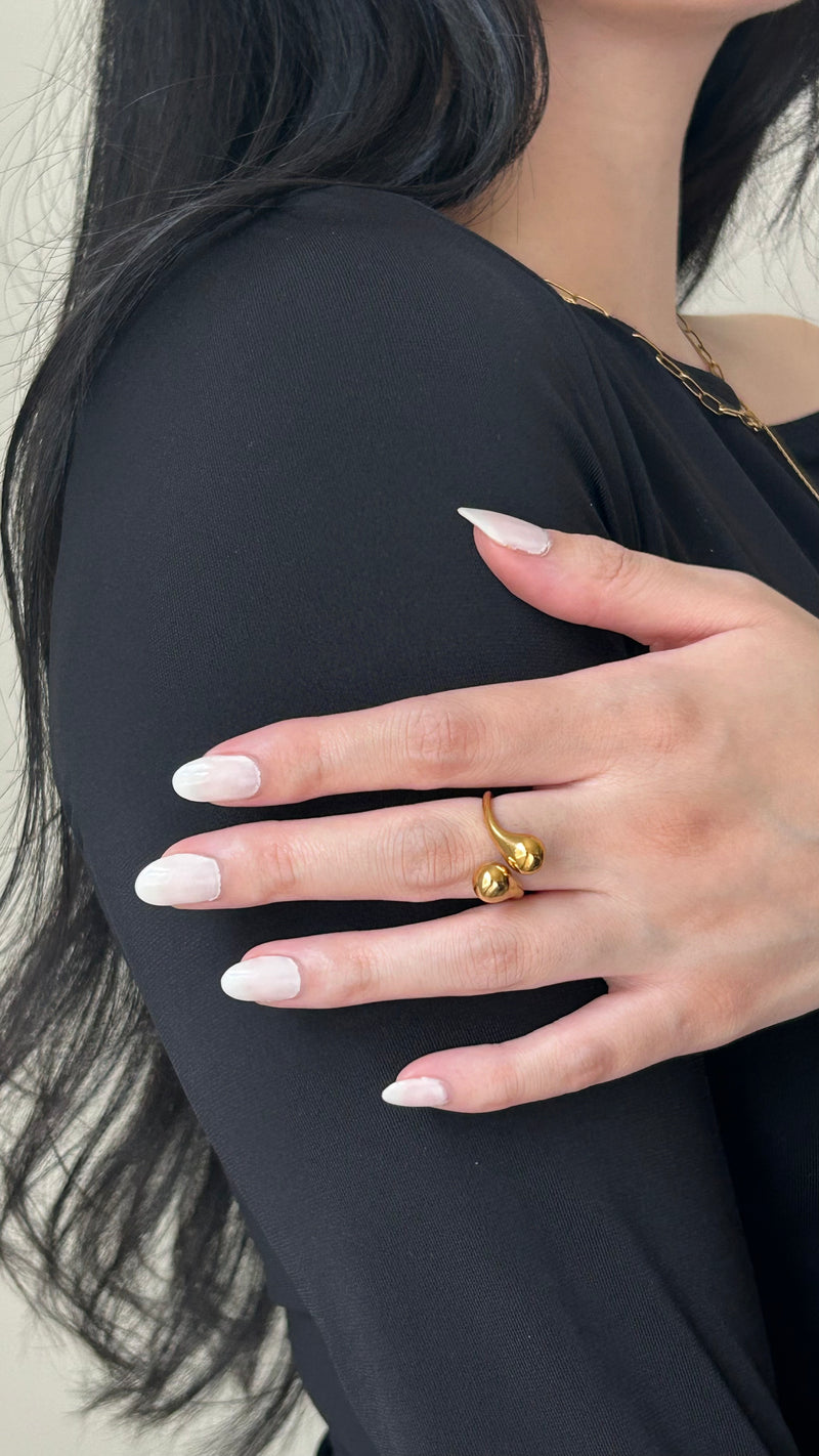 Dewdrop Ring
