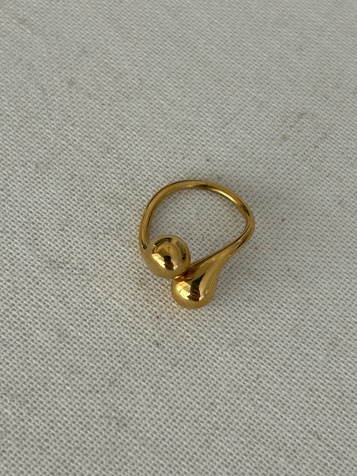 Dewdrop Ring