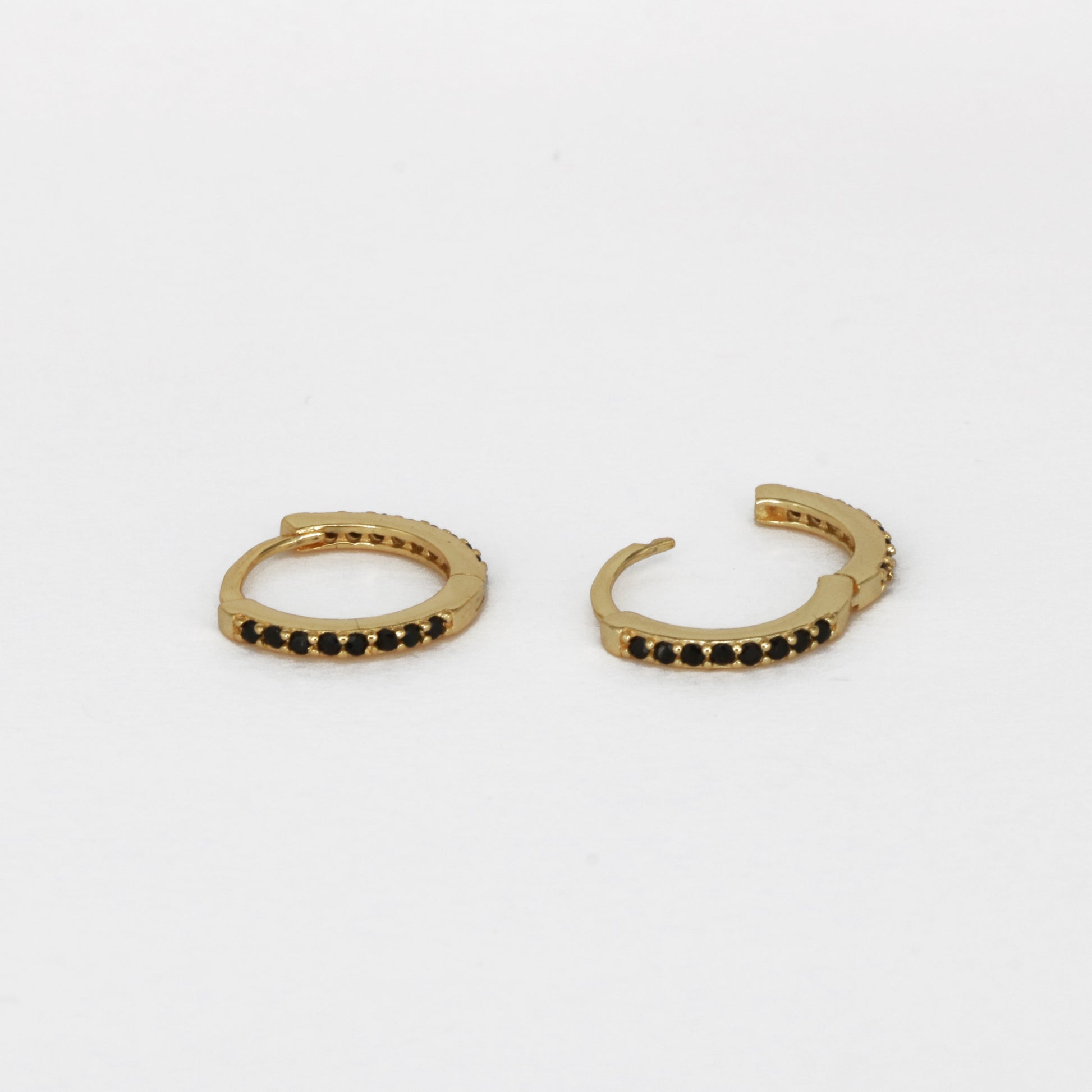 Shade Huggies image 0